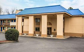 Rodeway Inn & Suites Plymouth Hwy 64